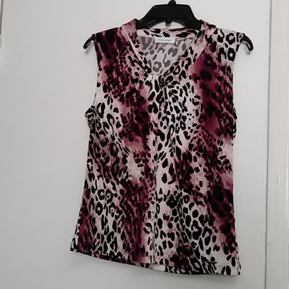 Calvin Klein to tank top